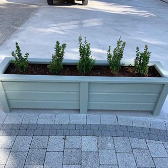Custom colours by Dublin Planters