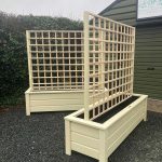 Trellis-Wooden-Planter-Centred-Large-Garden-Patio 1.8m High x 1.8m Long Painted Country Cream